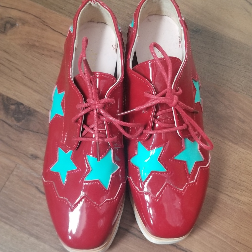 Platform shoes